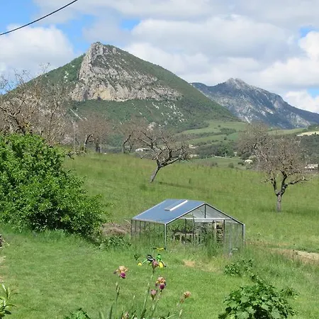 Bed & Breakfast La Ferme De La Condamine